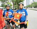 Đạp xe 300km để cổ vũ đội tuyển Việt Nam