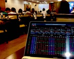 VN-Index lao dốc cùng chứng khoán Mỹ - Trung