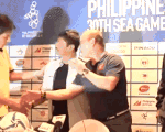 Video: HLV Thái Lan xin lỗi ông Park Hang Seo và chê công tác tổ chức của Philippines