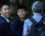 Vừa thắng cử, một số hội đồng quận Hong Kong đã đòi tuân theo người biểu tình