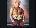 Ông Trump gây tranh cãi khi đăng hình cơ thể cơ bắp boxing trên Twitter