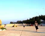 Trở lại ngôi làng bị 