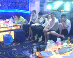 Video: Kiểm tra quán karaoke phát hiện 25 người nước ngoài dương tính ma túy