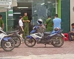 Khởi tố cựu trung úy công an nổ súng tại ngân hàng tội cướp tài sản