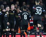 De Bruyne tỏa sáng, Man City nhẹ nhàng đánh bại Arsenal ngay trong hiệp 1