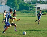 Khi con trẻ mê trái bóng