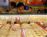 Giá vàng rớt mốc 43 triệu đồng vì nhà đầu tư bán tháo