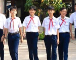 Khen thưởng học sinh ở TP.HCM trả lại 21 triệu cho người đánh rơi