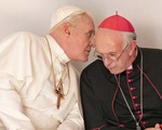 Hai Đức Giáo hoàng mở toang cửa Vatican