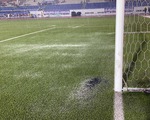 Clip mưa lớn khiến sân Rizal Memorial ngập nước trước trận U22 Việt Nam - Singapore