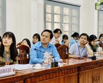 Giáo viên bị tước quyền cho điểm chính xác và kỷ luật học sinh