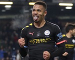 Đè bẹp Burnley, M.C thu hẹp khoảng cách với Liverpool