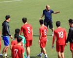 Ông Park Hang Seo gọi riêng Bùi Tiến Dũng ra trò chuyện chuẩn bị trận bán kết