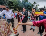 Đừng coi thường ngọn lửa của bó nhang