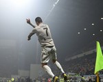 Ronaldo bùng nổ, Juventus tìm lại cảm giác chiến thắng