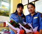 Đồng Nai khen thưởng 2 nữ nhân viên gác chắn cứu cụ già