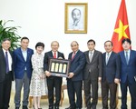 Thủ tướng Nguyễn Xuân Phúc tiếp HLV Park Hang Seo