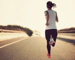 Lời khuyên uống nước cho người hay chạy bộ