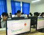 Học trò thích thú kiểm tra giữa kỳ bằng bài thi đánh giá năng lực