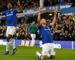 Thua Everton, Chelsea gặp khó trong cuộc đua vào tốp 4