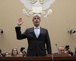 Cựu luật sư  khai từng dọa các trường giấu điểm ông Trump