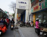 Những ngôi nhà ‘nuốt trọn’ vỉa hè giữa lòng Hà Nội