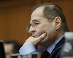 Phe Dân chủ điều tra mở rộng ông Trump