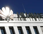 Sau Google, tới lượt Facebook ‘nghỉ chơi’ Huawei