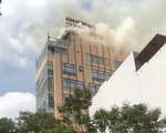 Cháy nhà hàng trung tâm TP.HCM, nghi do hàn xì