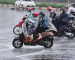 TP.HCM xuất hiện mưa "vàng" giải nhiệt