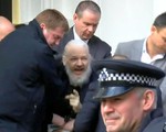 Vụ Wikileaks: Cảnh sát Anh nói bắt Julian Assange vì Mỹ
