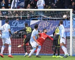 Thua ngược SPAL, Juventus vẫn chưa thể vô địch