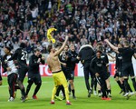 Lội ngược dòng, Frankfurt giành vé vào bán kết Europa League