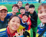 Tuyển nữ VN thắng mướt mồ hôi Hong Kong