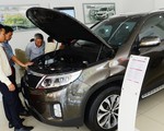 Vay tiền ngân hàng mua xe xong chủ xe 
