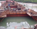 Bí thư Thành ủy TP.HCM tán thành việc lập nhà giàn chống... 