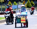 Sau mưa chuyển mùa, TP.HCM lại nắng nóng gay gắt