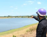Chụp hình bên hồ nước, 2 nữ sinh lớp 8 trượt chân chết đuối