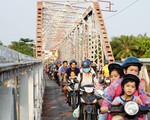 100 năm cầu sắt Phú Long