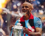 Đội trưởng Kompany chia tay Manchester City sau cú ăn 3 lịch sử