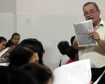 Lớp học tiếng Anh miễn phí trong chùa