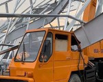 Nhà xưởng đang xây dựng đổ sập, nam công nhân 16 tuổi tử vong