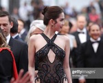 Ngọc Trinh bị truyền thông nước ngoài chỉ trích lố lăng tại Cannes