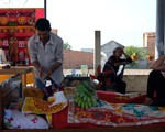 Vợ chồng đi tỉa mía, tối mới hay mất hai con gái
