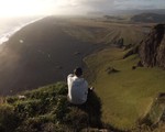 Iceland đóng cửa hẻm núi Fjadrárgljúfur nổi tiếng vì... Justin Bieber?
