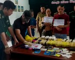 Phá đường dây vận chuyển 100.000 viên ma túy