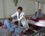 Cắt khối u nặng 6,9kg, bằng 1/5 trọng lượng của người bệnh