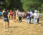 Tắm suối, 1 nữ sinh chới với, 3 bạn cứu không được, cùng chết đuối