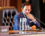 Brunei hoãn luật tử hình ném đá đến chết người tình dục đồng giới