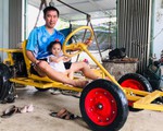 Thầy giáo tự tay làm tàu lượn mini, xích đu... cho con gái